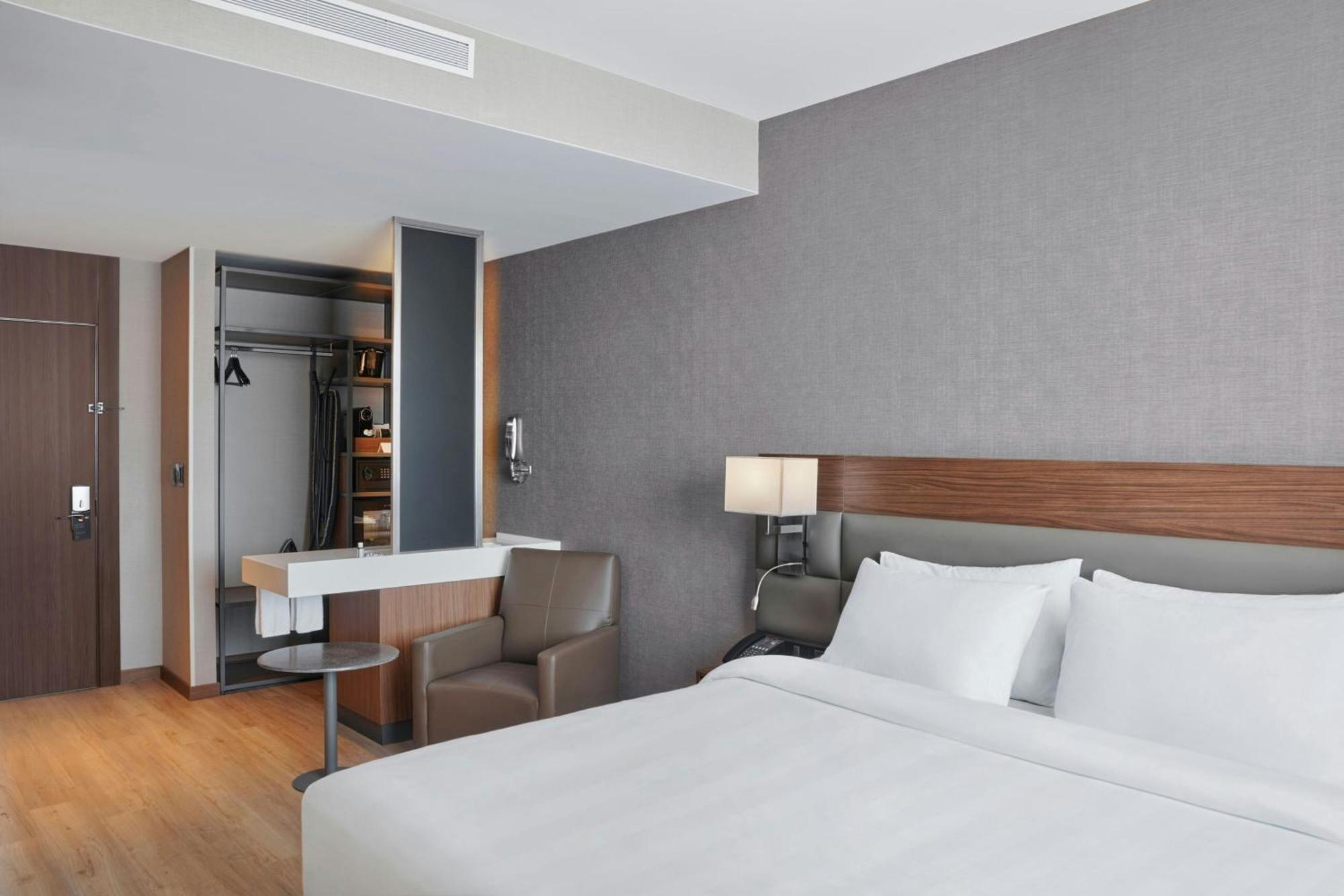 Ac Hotel By Marriott ซัลติโญ ภายนอก รูปภาพ